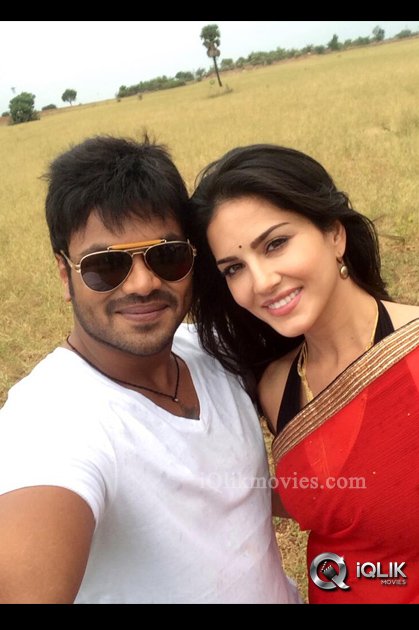 Selfies-of-Indian-Film-Celebrities